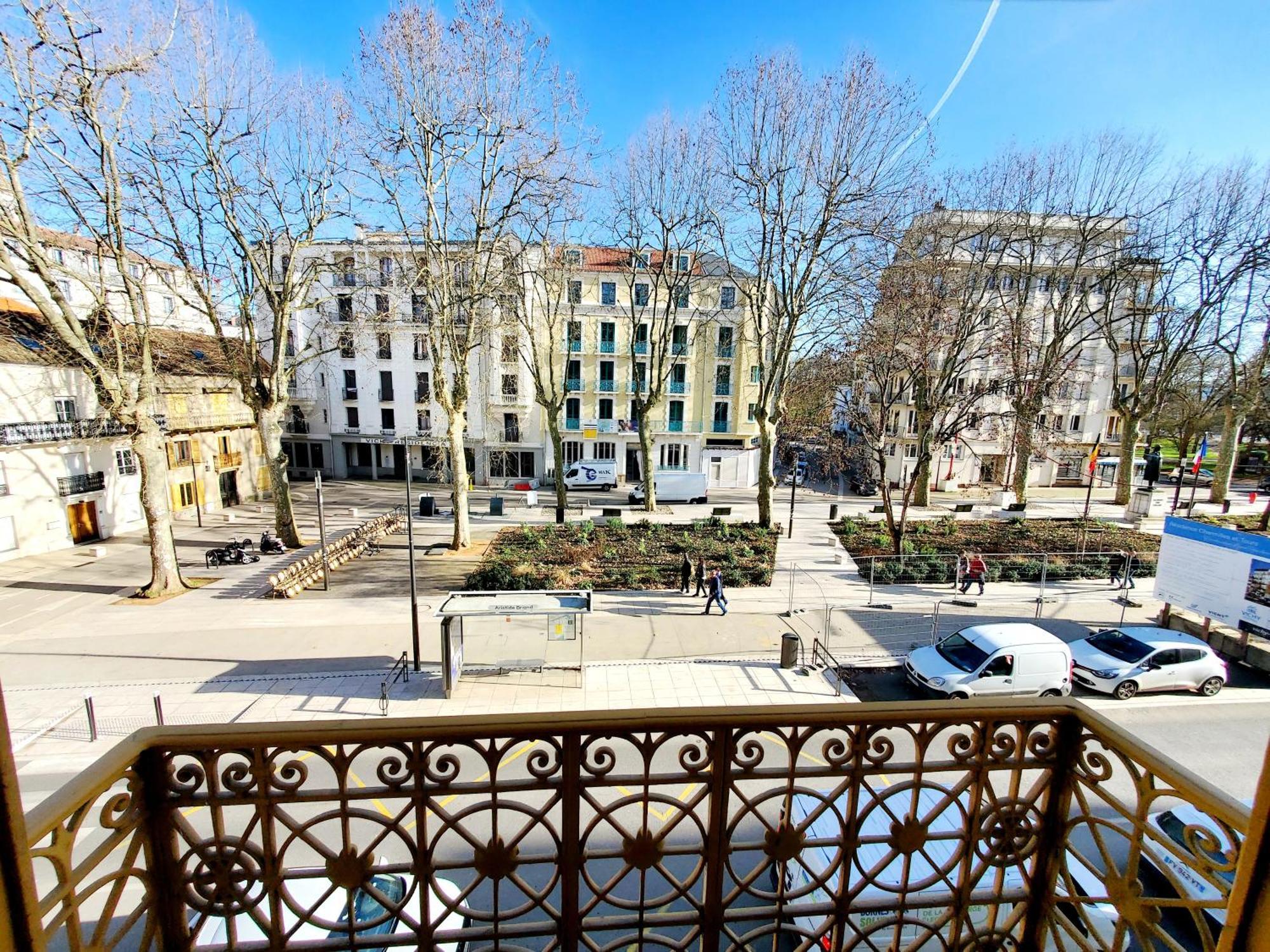 Logis Hotel Belle Etoile 维琪 外观 照片