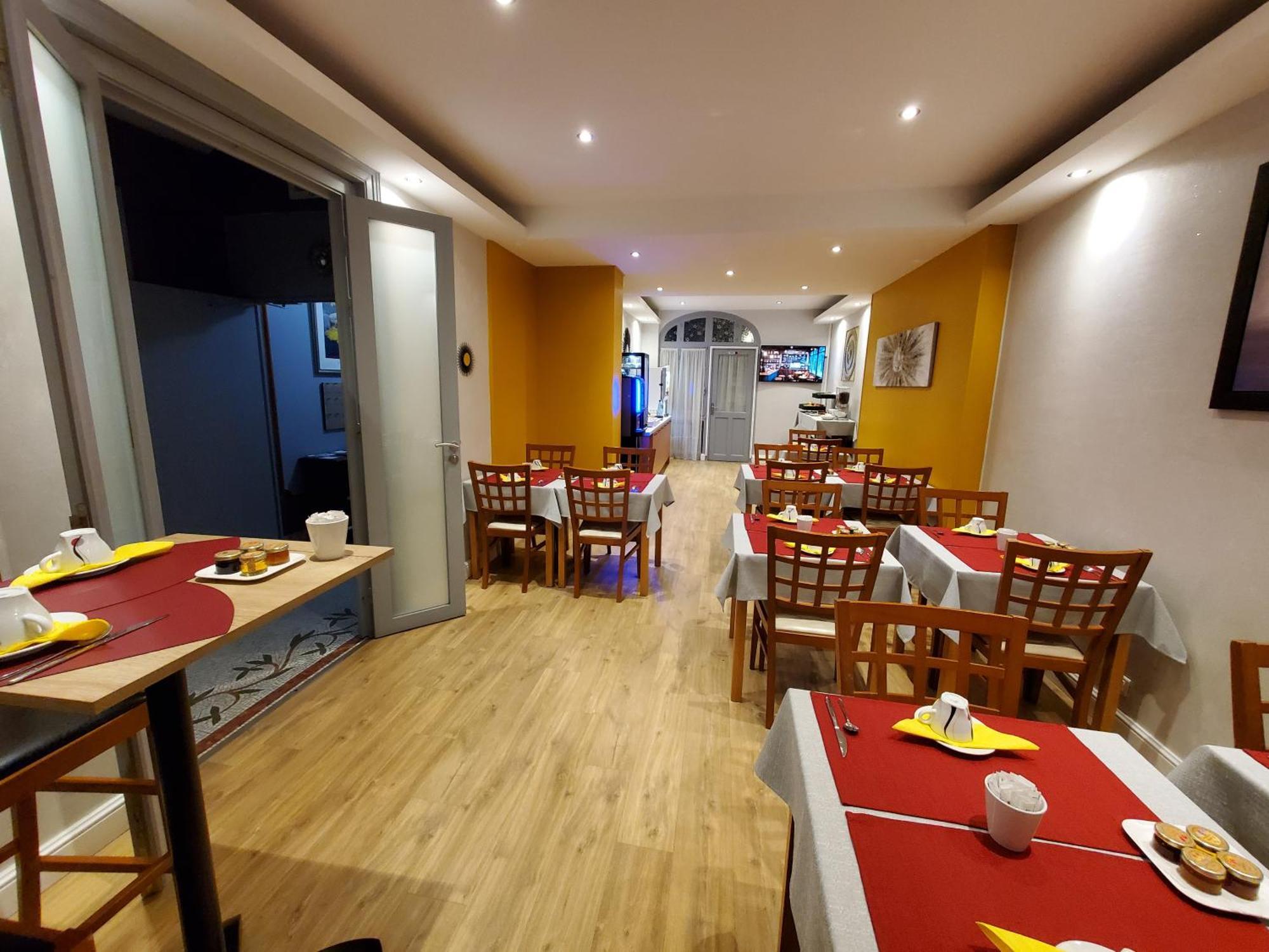 Logis Hotel Belle Etoile 维琪 外观 照片