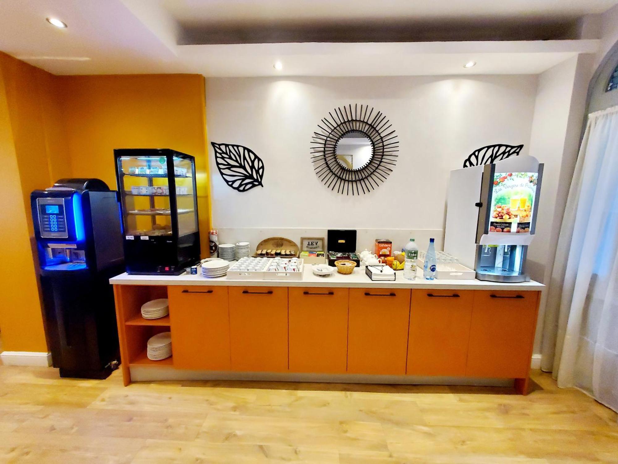 Logis Hotel Belle Etoile 维琪 外观 照片